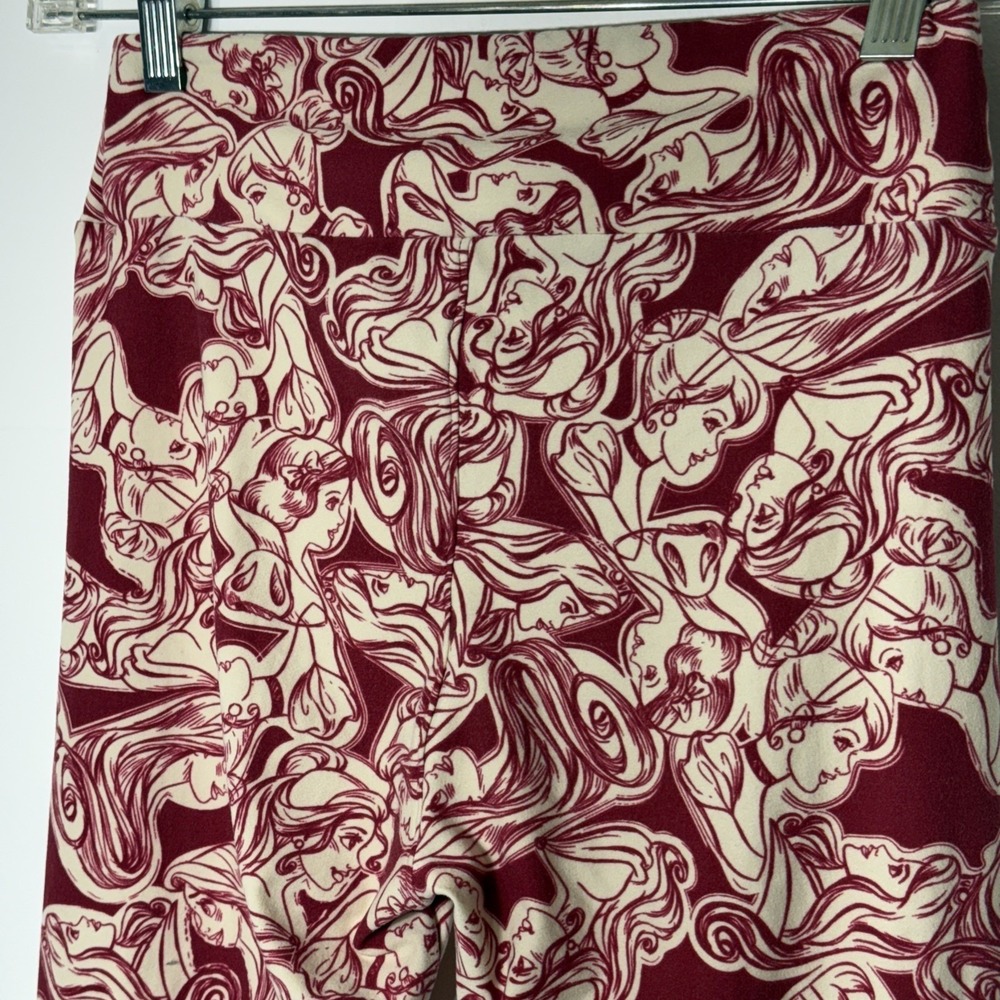 Lularoe Disney Princess Legging Burgundy Pink Beige OS Snow White Belle Rapunzel - Picture 6 of 7
